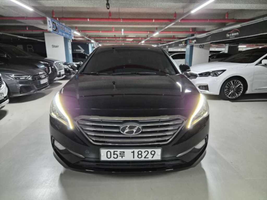 HYUNDAI Sonata - Vista 2
