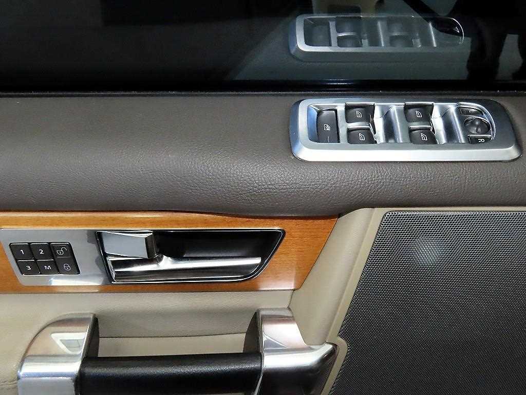 Land Rover Discovery 2013 Blanco - Importación desde Corea - HF Imports Iquique - Foto 14