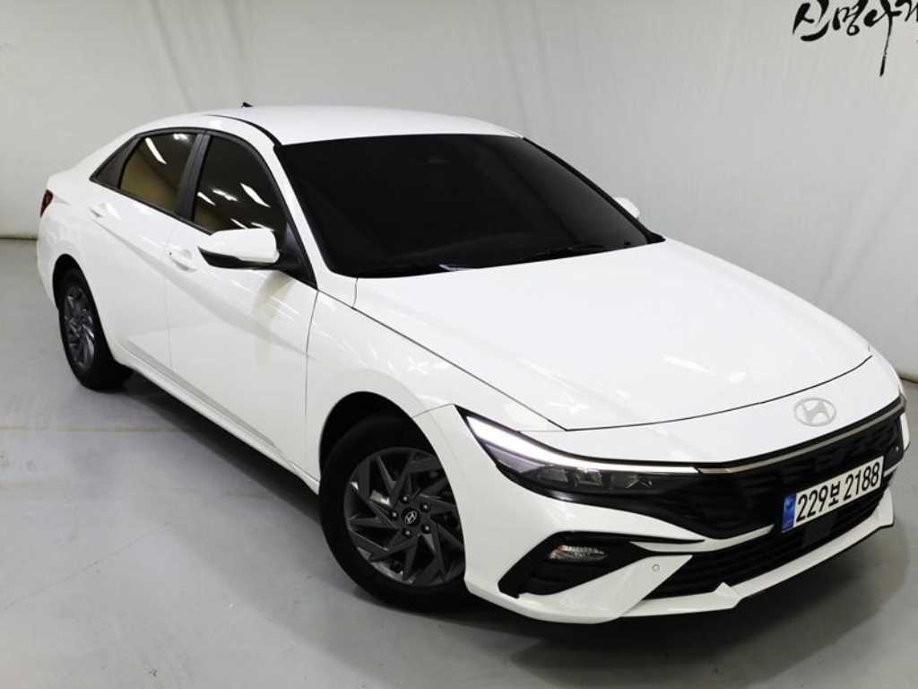HYUNDAI Avante 2024 - Importación desde Corea - HF Imports Iquique - Foto 1