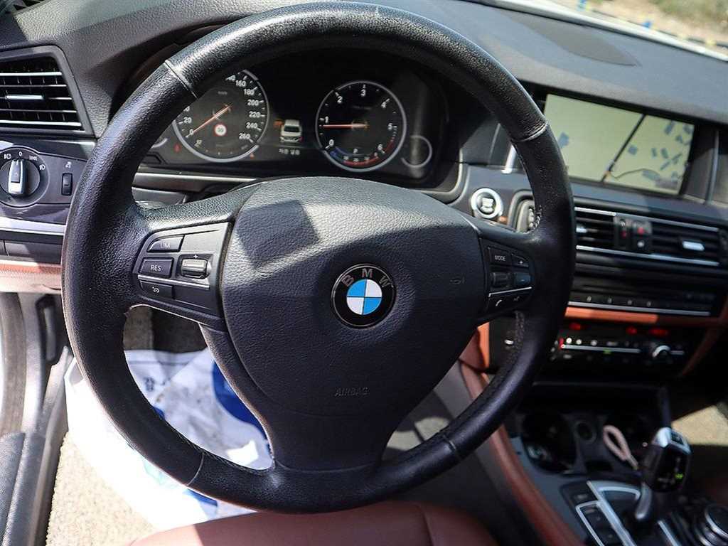 BMW 5 Series - Vista 8
