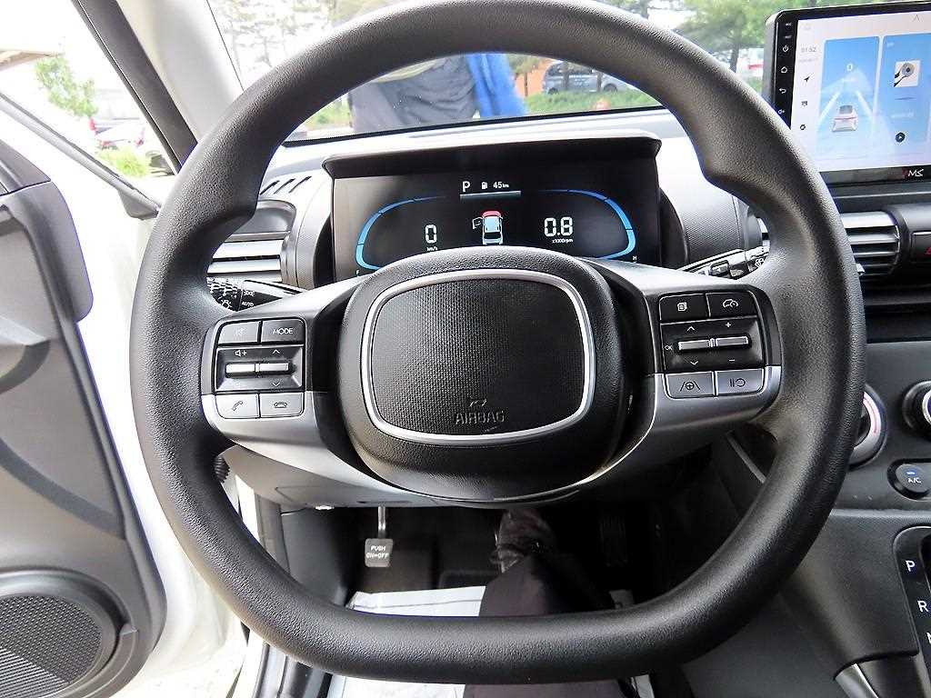 HYUNDAI Casper - Vista 8