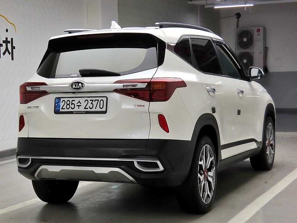 KIA Seltos - Vista 4