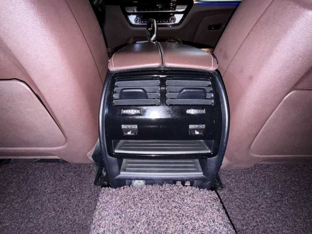 BMW 5 Series - Vista 8