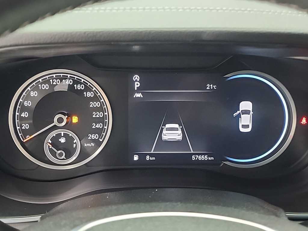 Genesis G70 - Vista 6