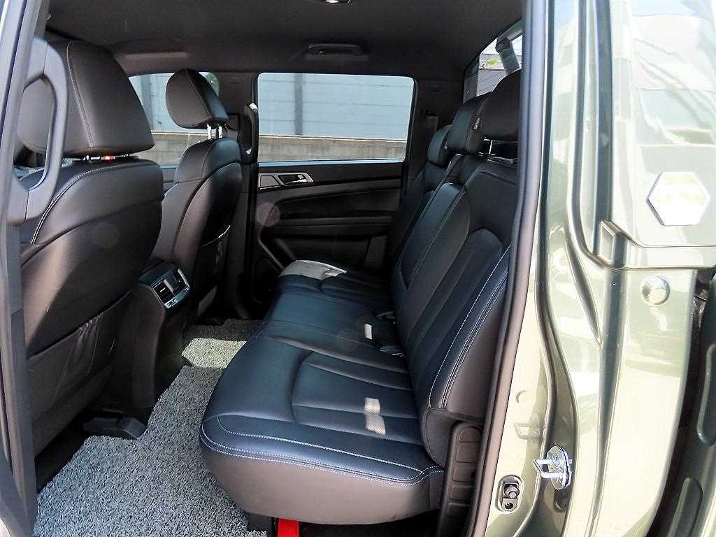 Ssangyong Rexton - Vista 6