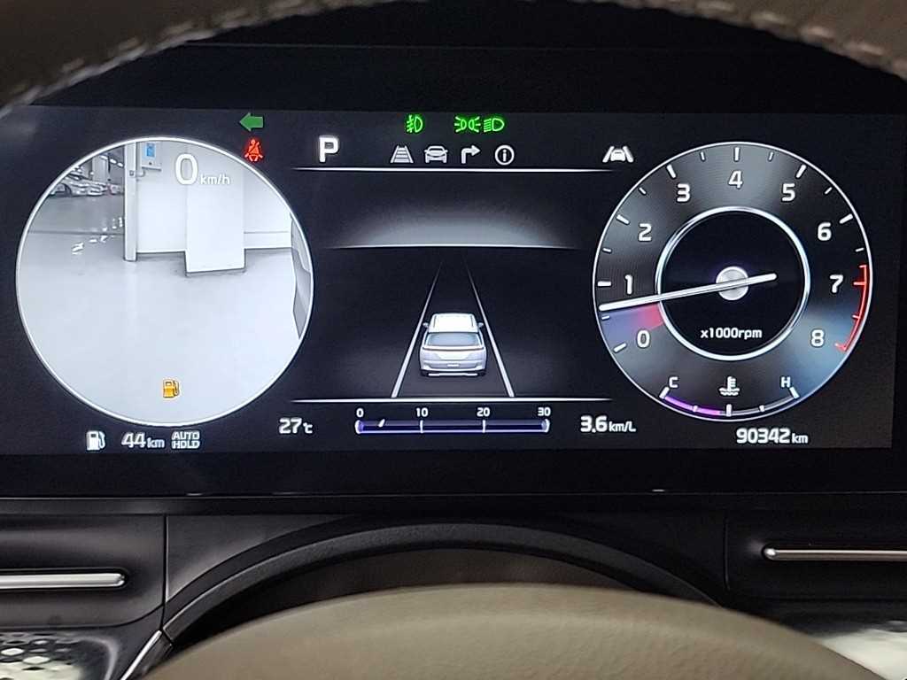 KIA Carnival - Vista 6