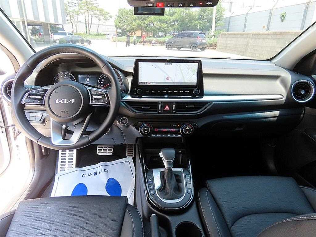 KIA K3 - Vista 7