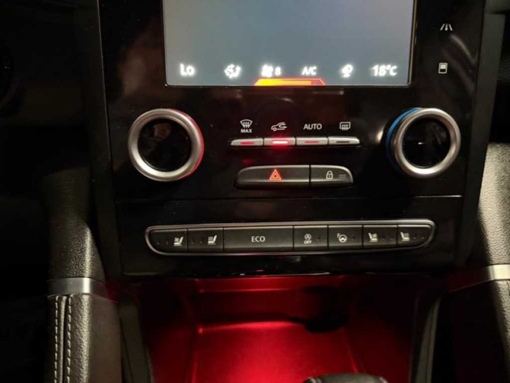 SAMSUNG QM6 - Vista 11