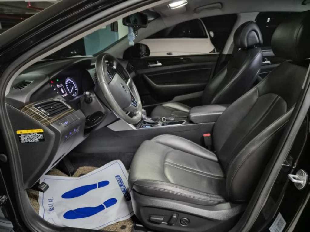HYUNDAI Sonata - Vista 5