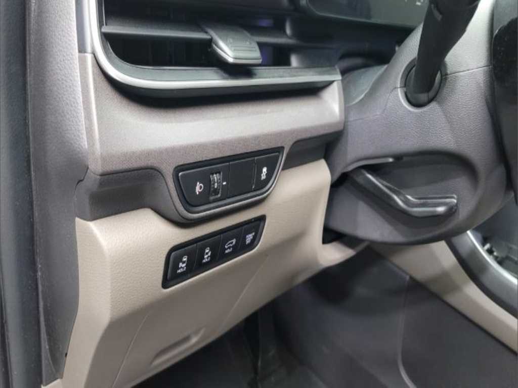 KIA Carnival - Vista 2