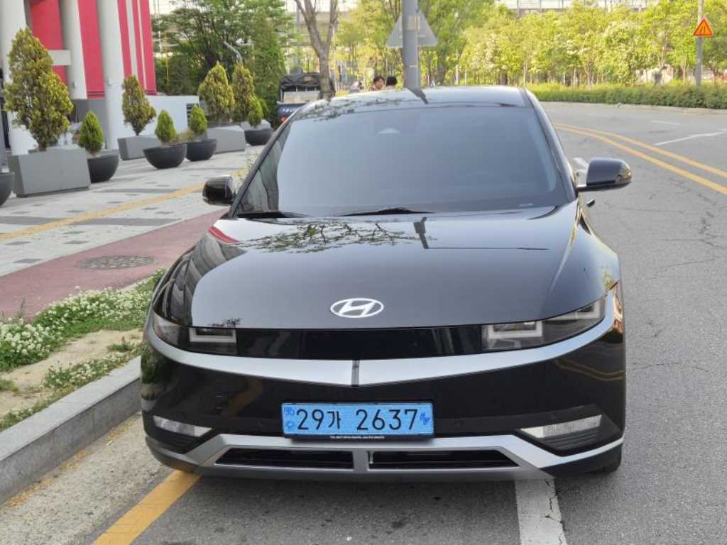 HYUNDAI Ioniq 5 - Vista 3