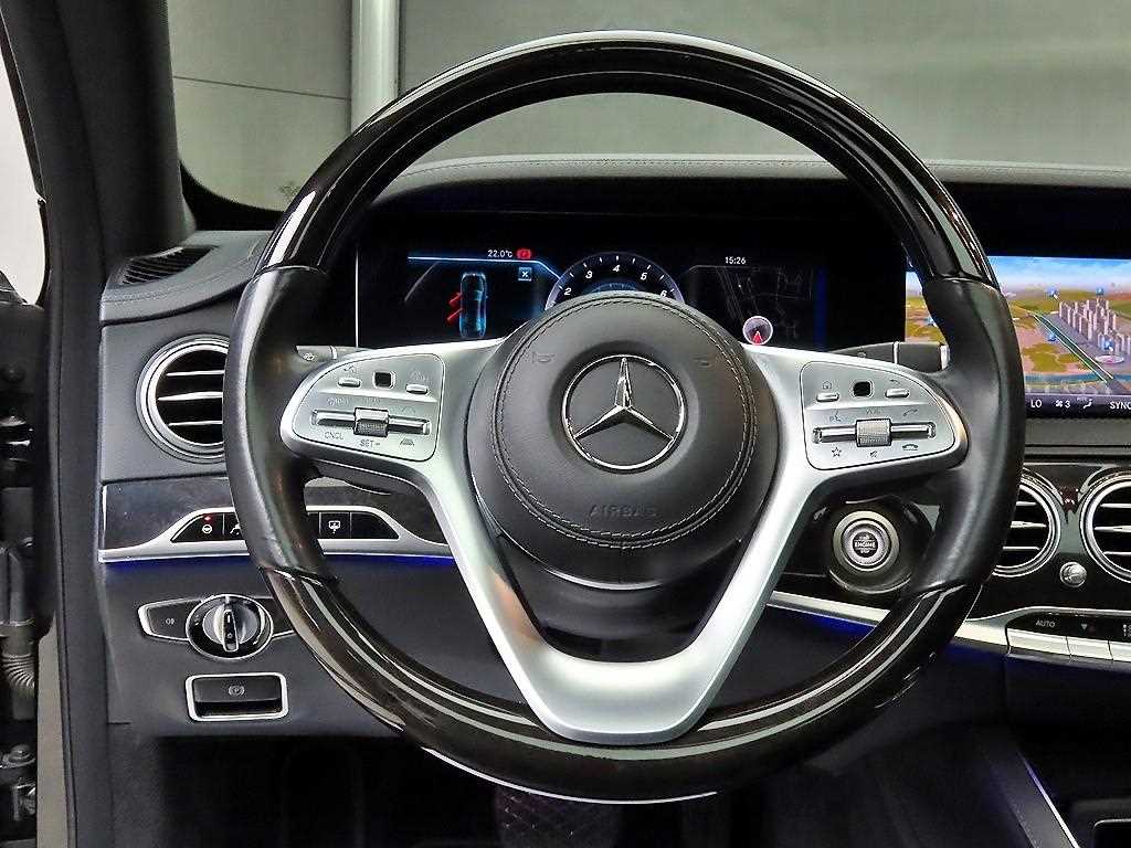 Mercedes Benz S Class - Vista 9