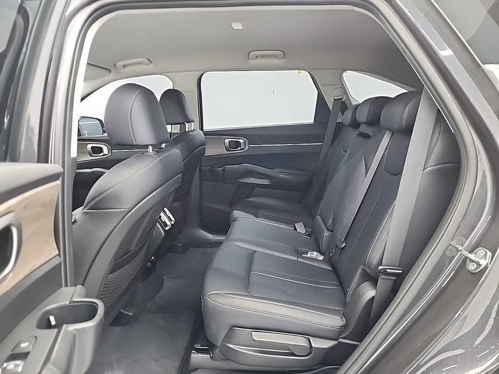 KIA Sorento - Vista 12