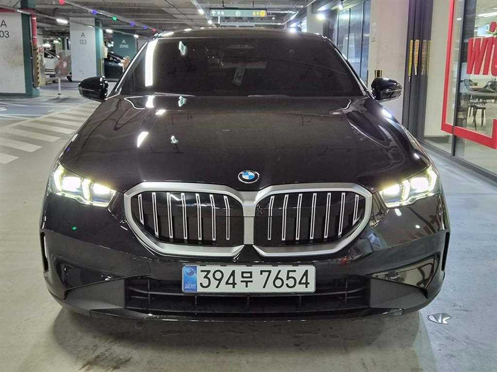 BMW 5 Series - Vista 2