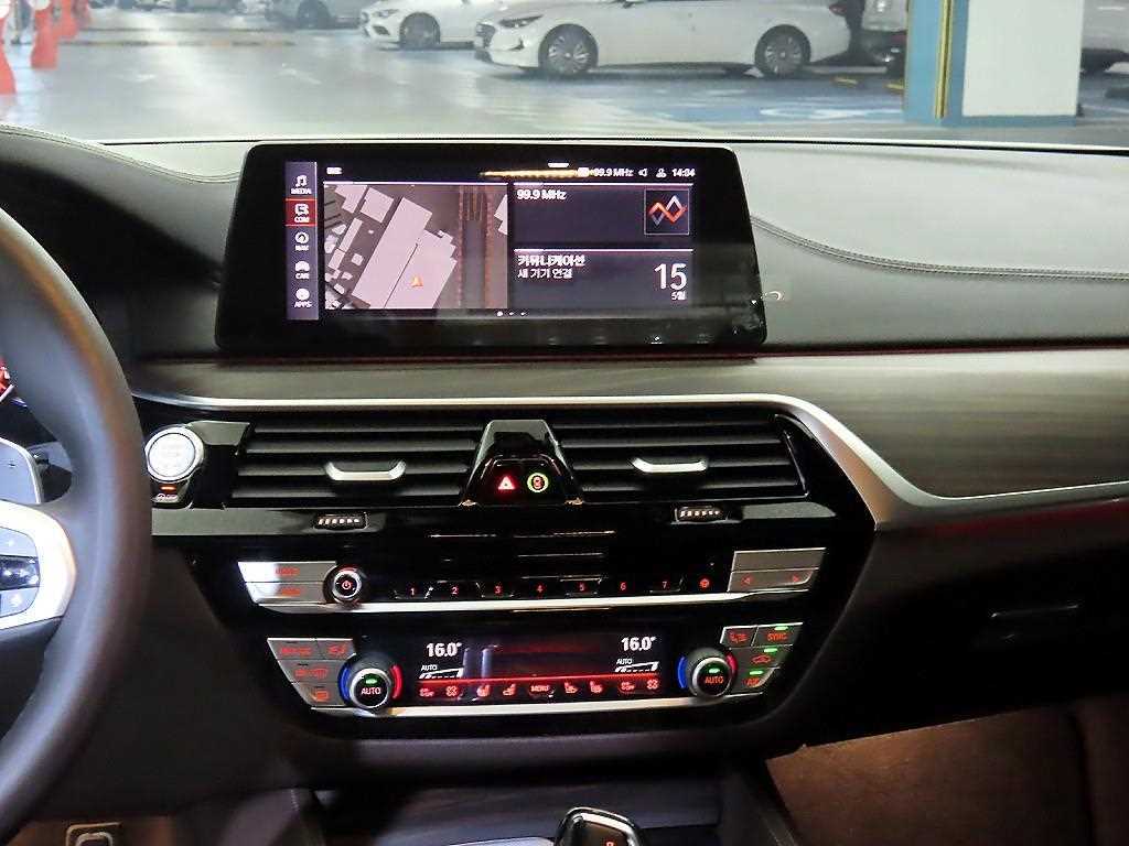 BMW 5 Series - Vista 11