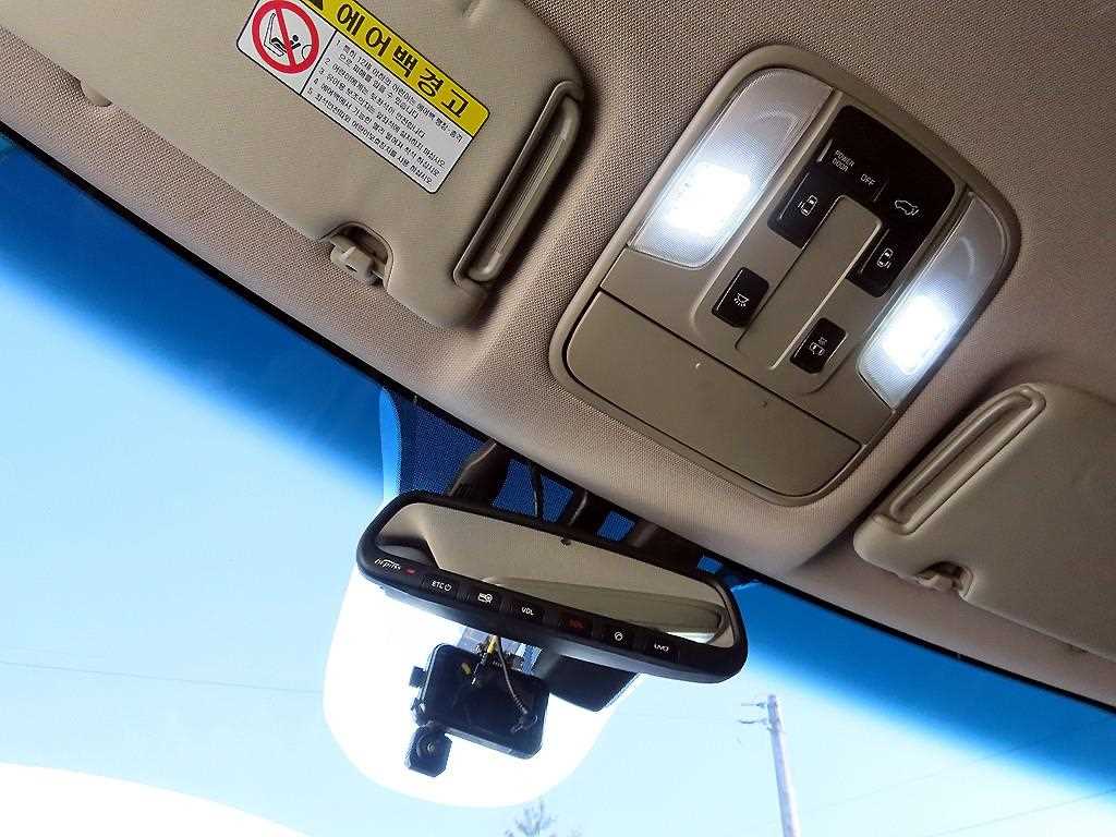 KIA Carnival 2017 Blanco - Importación desde Corea - HF Imports Iquique - Foto 13