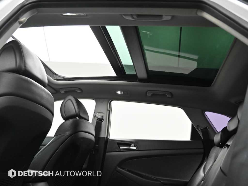 HYUNDAI Tucson 2017 Blanco - Importación desde Corea - HF Imports Iquique - Foto 18