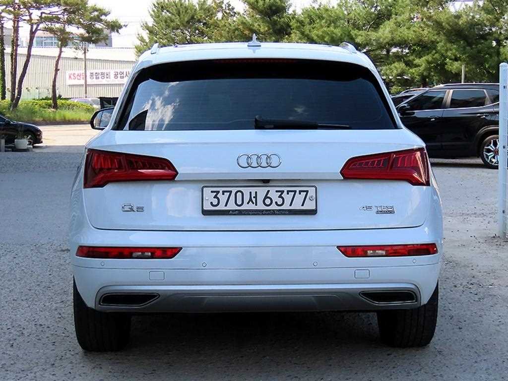 Audi Q5 - Vista 4