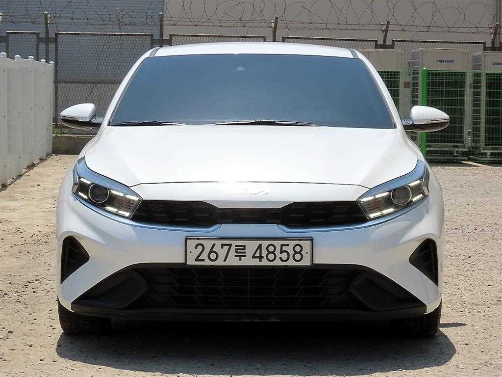 KIA K3 2024 Blanco - Importación desde Corea - HF Imports Iquique - Foto 1