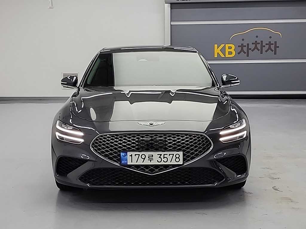 Genesis G70 - Vista 2