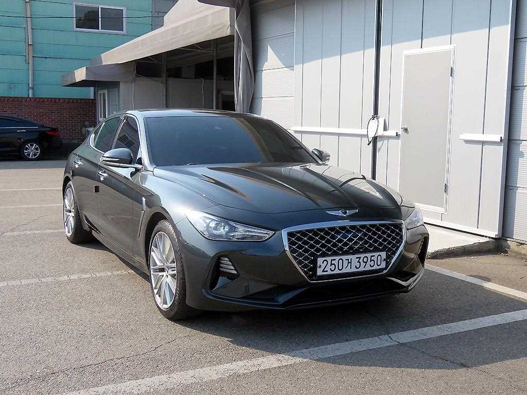 Genesis G70 - Vista 2