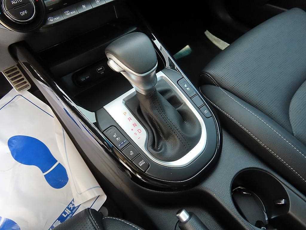 KIA K3 - Vista 10