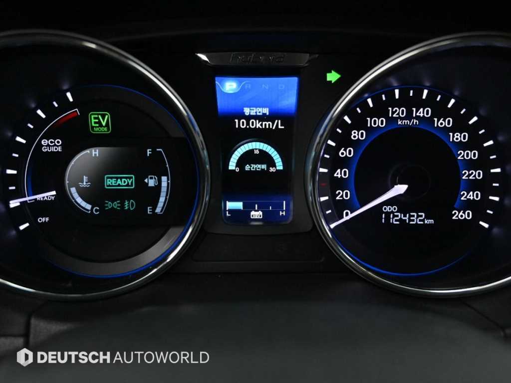 HYUNDAI Sonata - Vista 8