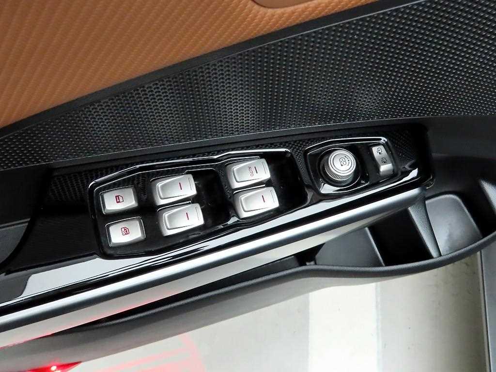 Ssangyong Tivoli 2019 - Importación desde Corea - HF Imports Iquique - Foto 13