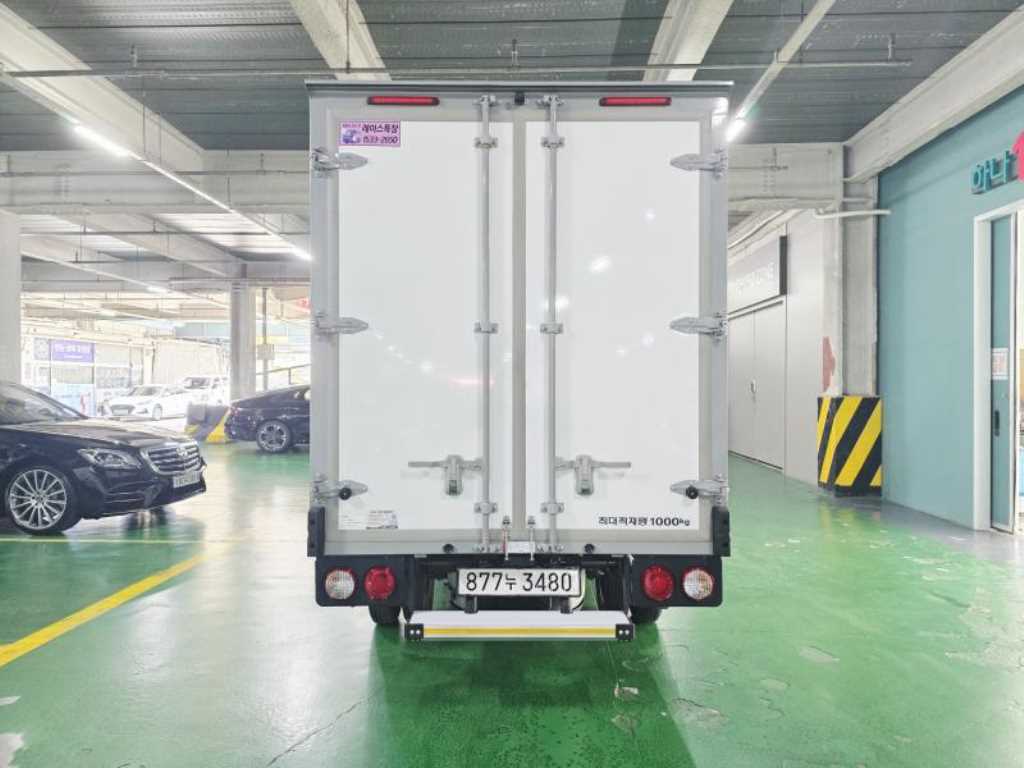 Small Truck Normal Box(High Deck) - Vista 8