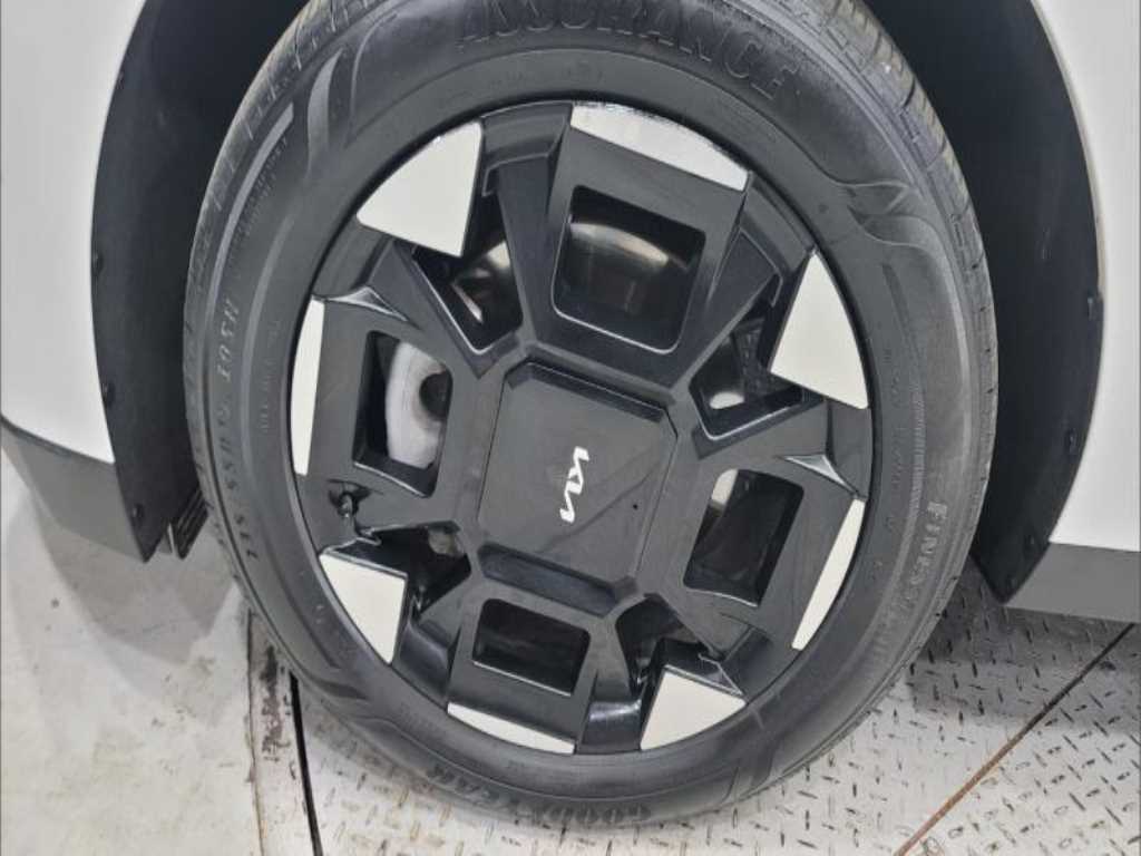 KIA Carnival - Vista 9