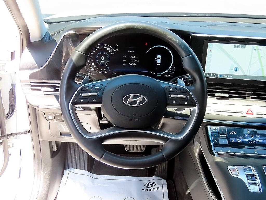 HYUNDAI Grandeur - Vista 8