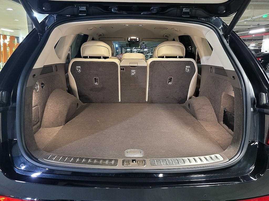 Genesis GV80 - Vista 8