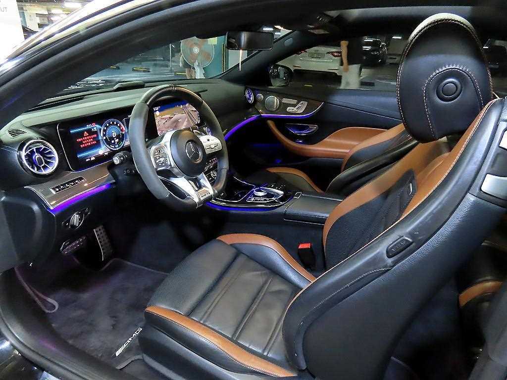 Mercedes Benz E class - Vista 10