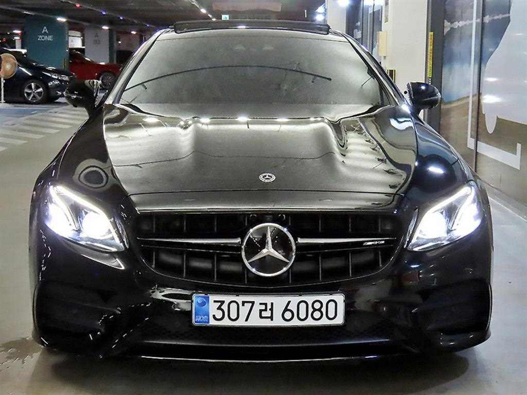 Mercedes Benz E class - Vista 2