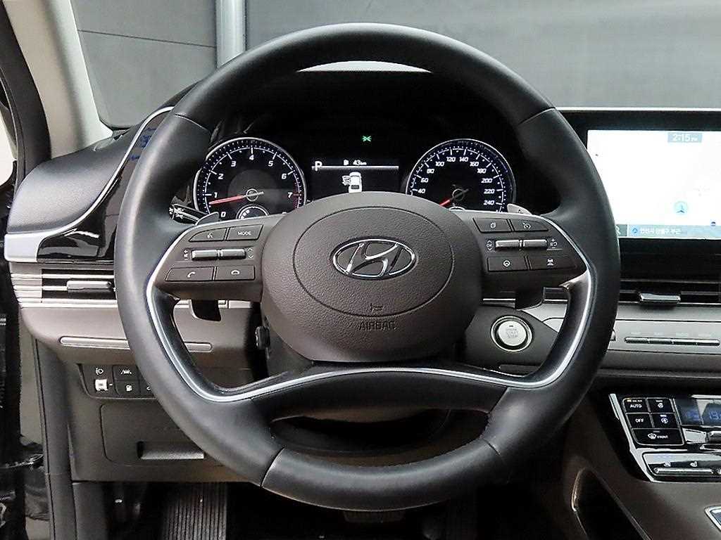 HYUNDAI Grandeur - Vista 9