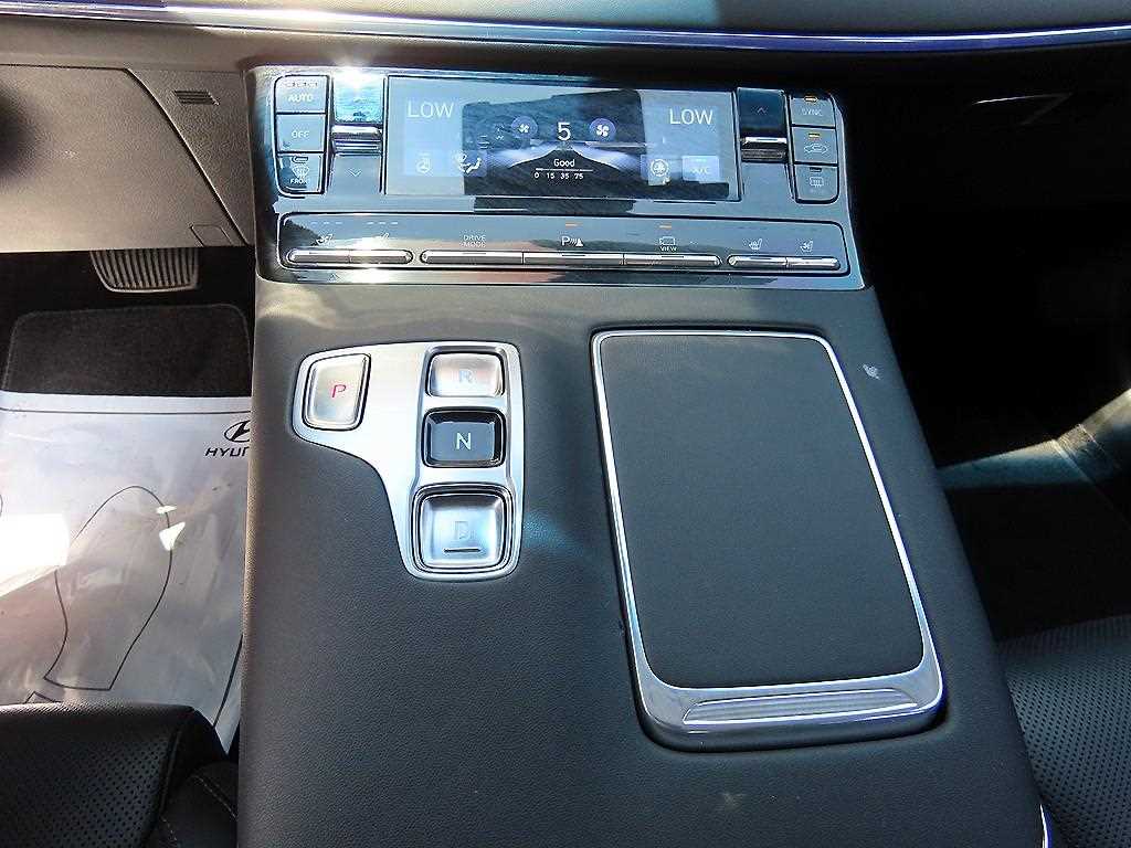 HYUNDAI Grandeur - Vista 10