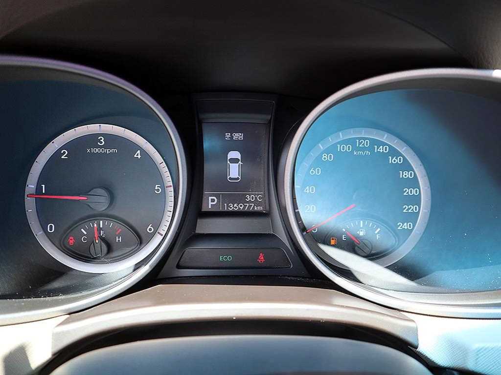 HYUNDAI Santa Fe - Vista 9