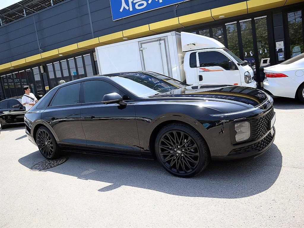 HYUNDAI Grandeur - Vista 3