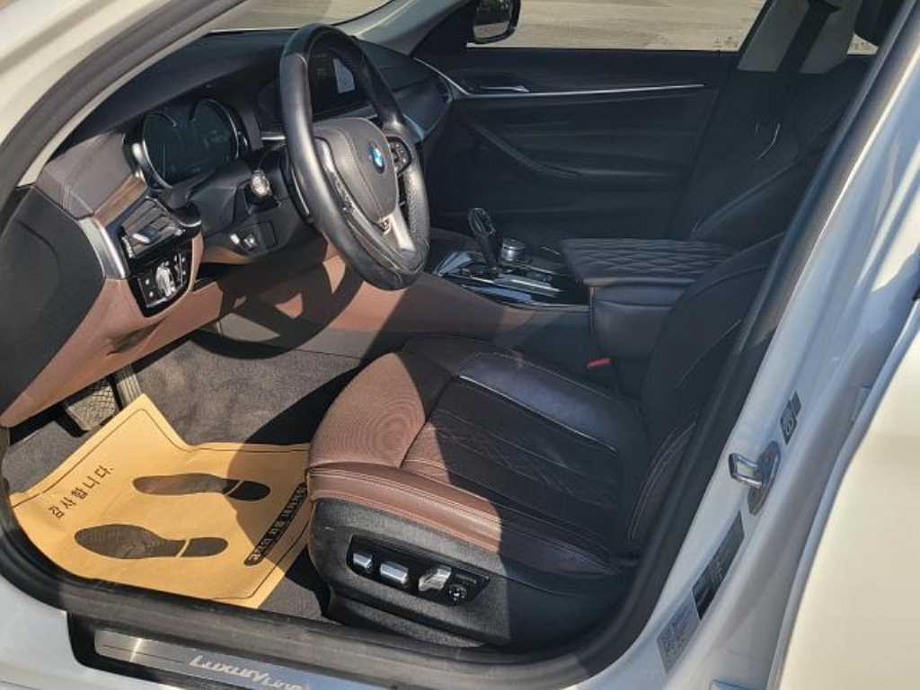BMW 5 Series - Vista 11