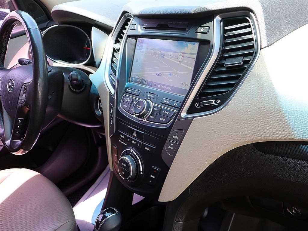 HYUNDAI Santa Fe - Vista 11