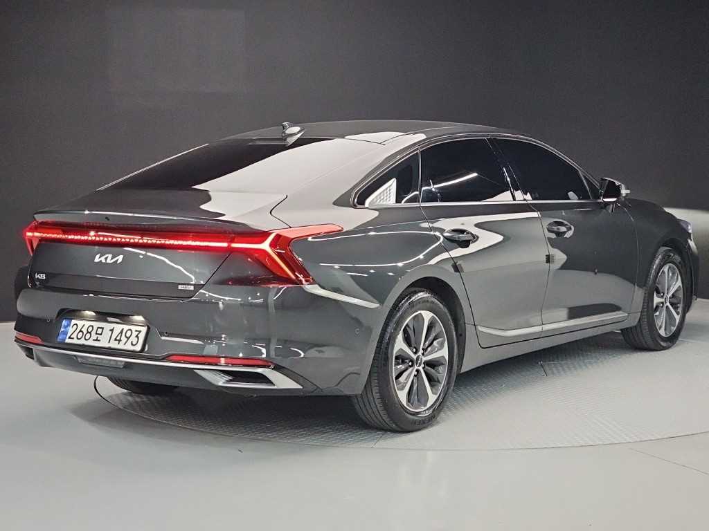 KIA K8 - Vista 4