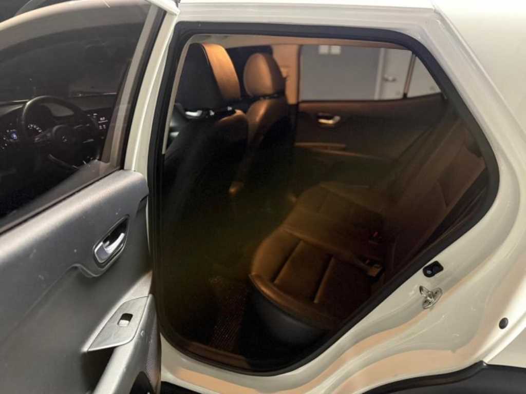 KIA Stonic - Vista 11