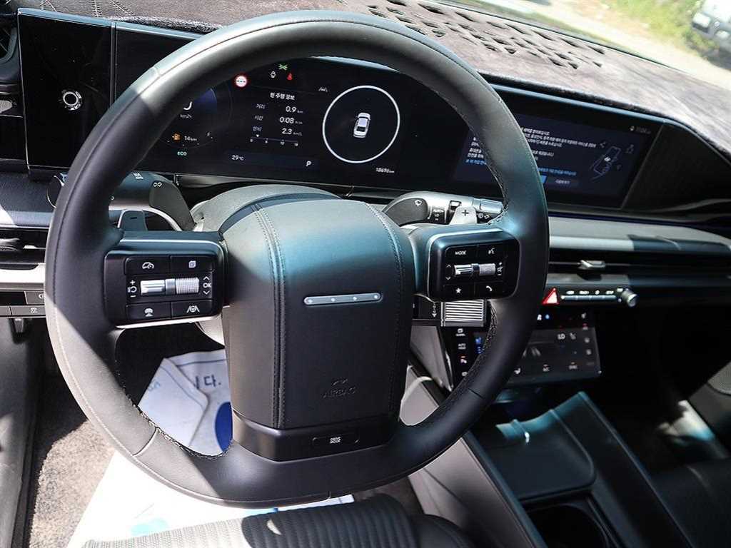 HYUNDAI Grandeur - Vista 8