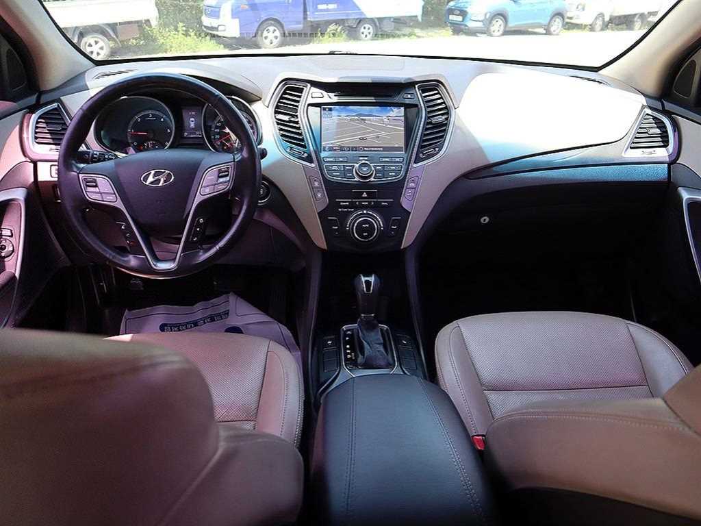 HYUNDAI Santa Fe - Vista 5