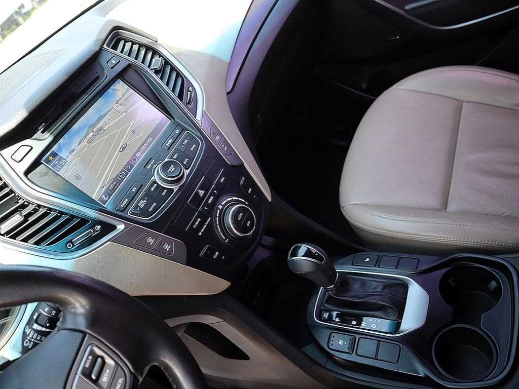 HYUNDAI Santa Fe - Vista 10