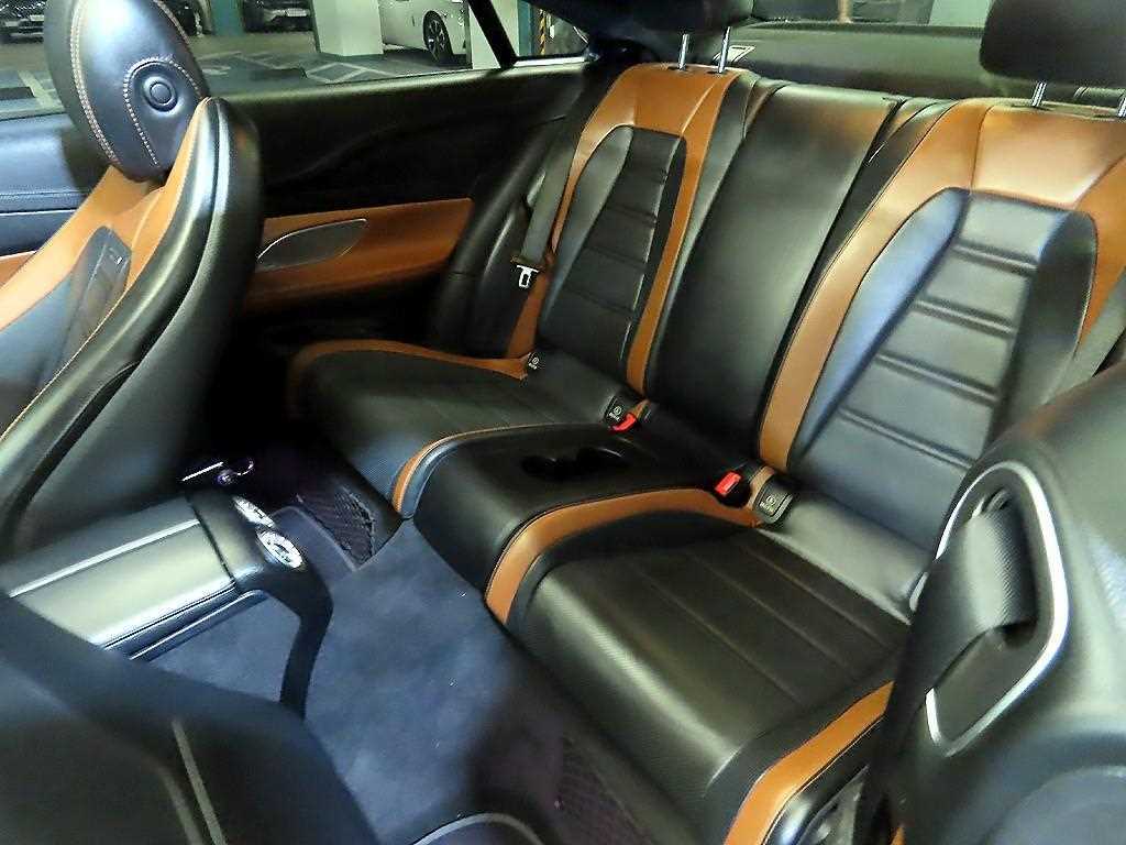 Mercedes Benz E class - Vista 7