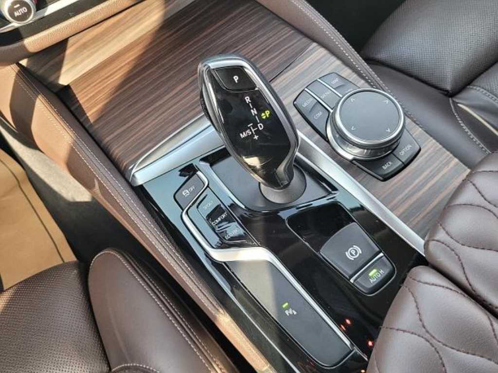 BMW 5 Series - Vista 9