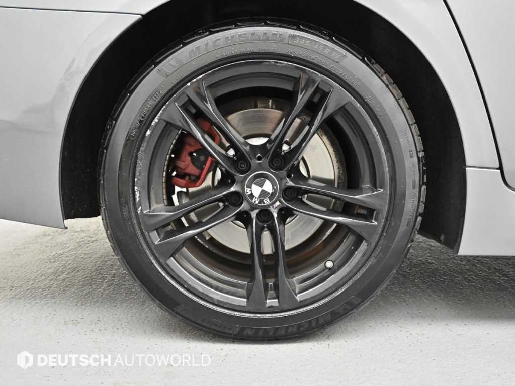 BMW 5 Series - Vista 5