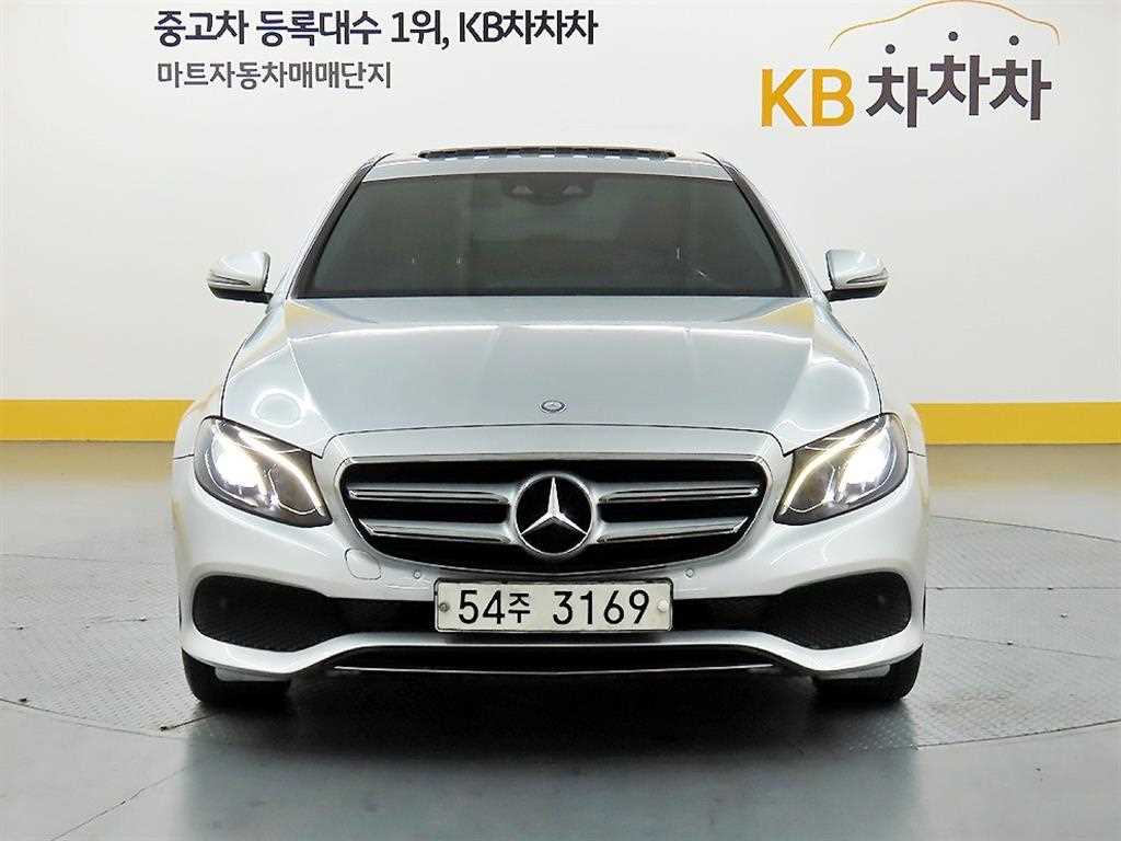 Mercedes Benz E class 2017 - Importación desde Corea - HF Imports Iquique - Foto 1