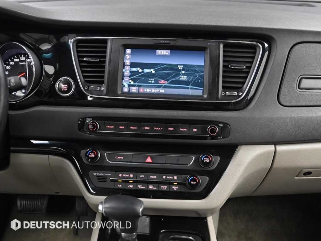 KIA Carnival 2017 Negro - Importación desde Corea - HF Imports Iquique - Foto 14
